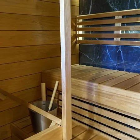 Starflower With Outdoor Hot Tub * Rovaniemi